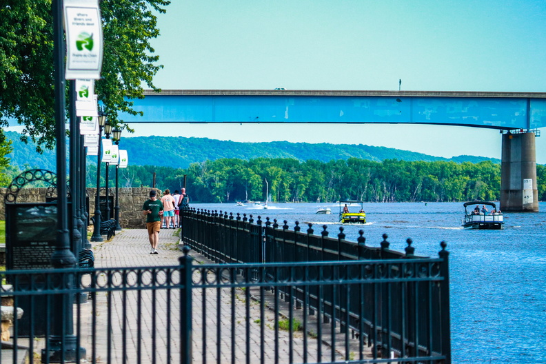 summer st feriole island bridge boats boat people river