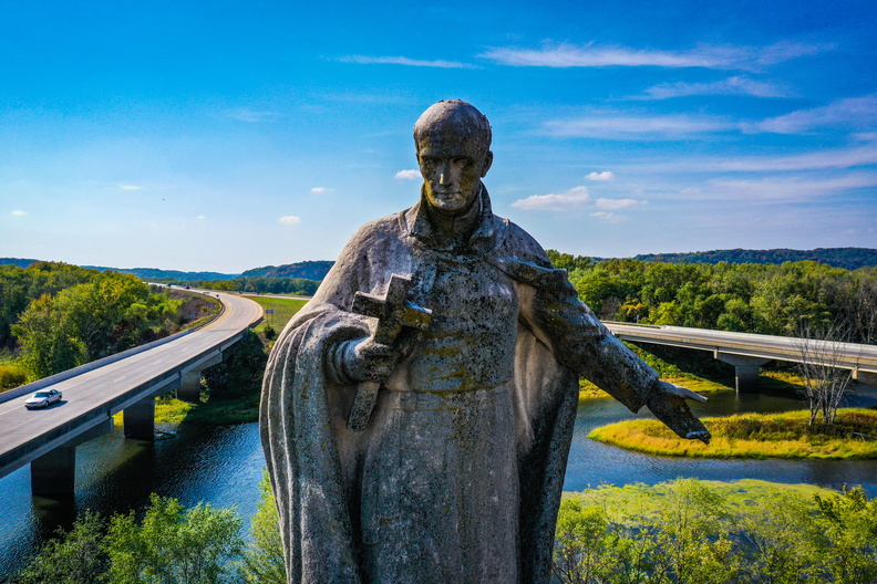 history river fall statue