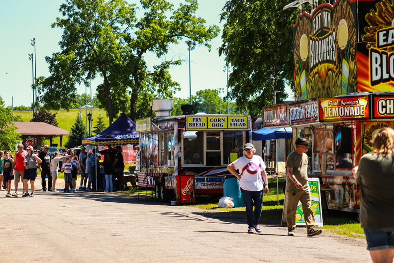 rendezvous flea market st feriole island summer people event